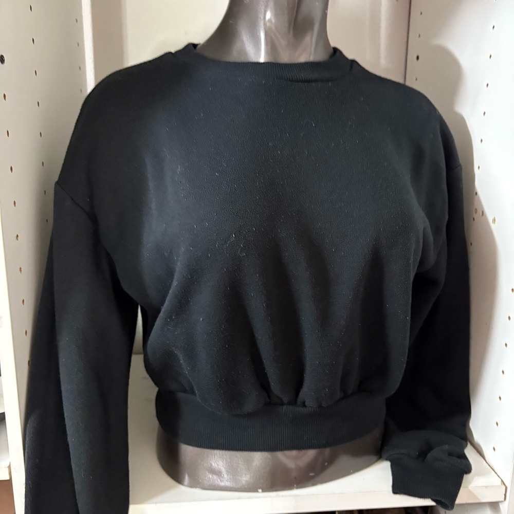 Woman’s wild fable crop top pull over sweatshirt, size medium - Picture 4 of 15